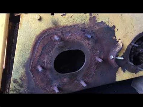 case 1840 oil in chain drive